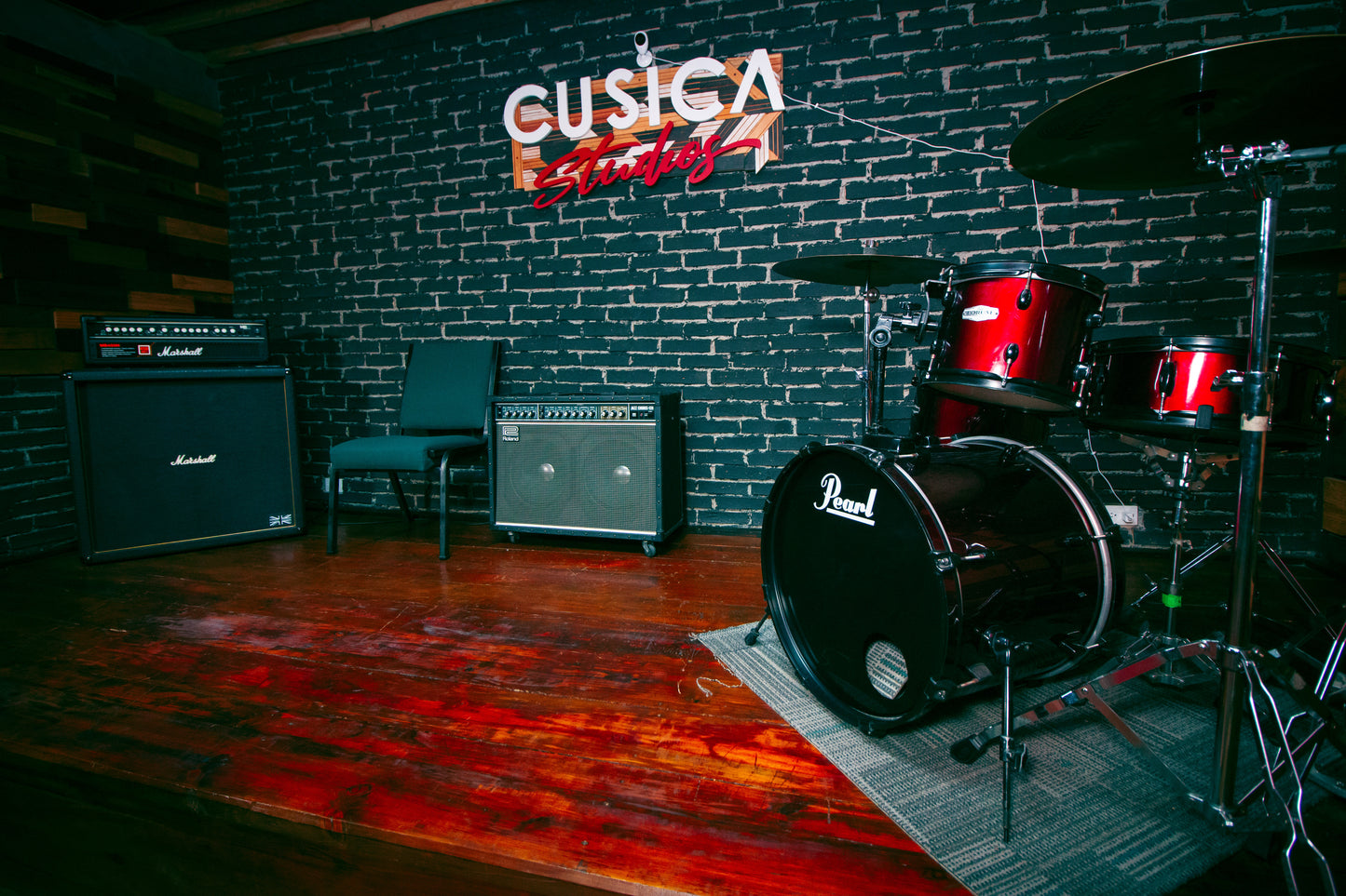 Mafu Studio: Sala de Ensayo Equipada en Caracas