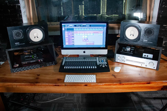 Cusica Recording Studios: Graba, Mezcla, Jingles | Caracas